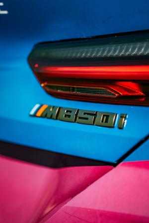 BMW M850i xDrive Cabriolet LGBTQ+ 2020 года 